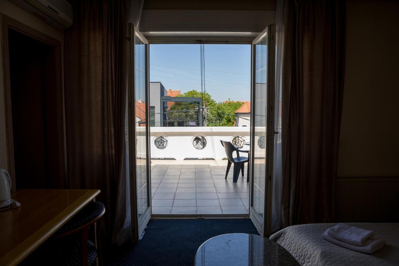 Garni Hotel Panorama Lux Ni Εξωτερικό φωτογραφία