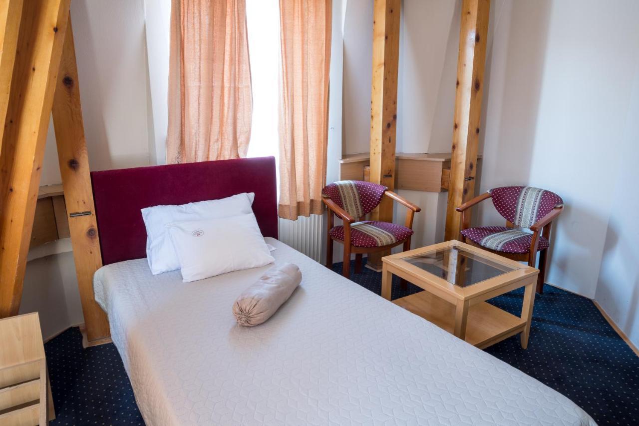 Garni Hotel Panorama Lux Ni Εξωτερικό φωτογραφία