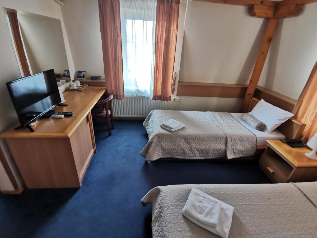 Garni Hotel Panorama Lux Ni Εξωτερικό φωτογραφία