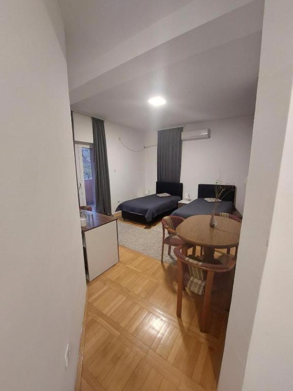 Garni Hotel Panorama Lux Ni Εξωτερικό φωτογραφία