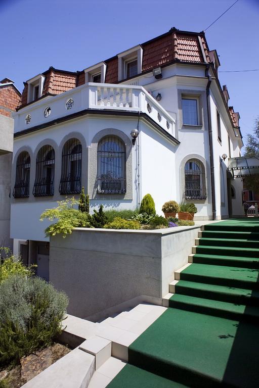 Garni Hotel Panorama Lux Ni Εξωτερικό φωτογραφία